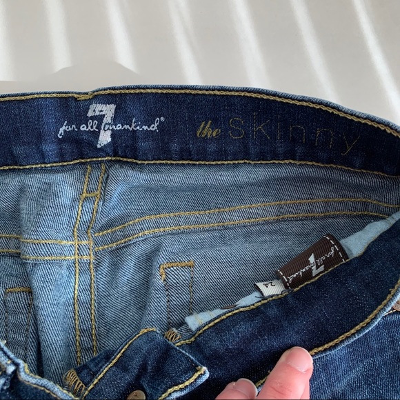7 For All Mankind Dark Wash Skinny Jeans - Picture 5 of 6
